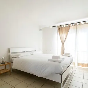  Apartamento Primopiano - Garofalo A Italia